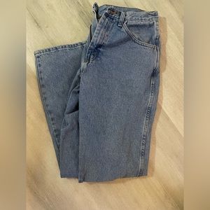 Men’s Rustler Blue Jeans